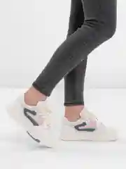 Белый женские кроссовки