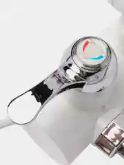 Водонагреватель проточный, электрический, смеситель, душ