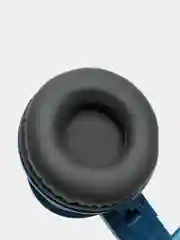 Белый беспроводные Bluetooth-наушники с микрофоном (накладные)