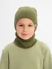 Зеленый шапка со снудом