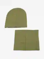 Зеленый шапка со снудом