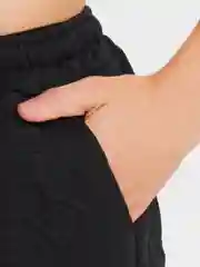 Черный мужской комплект: шорты и футболка