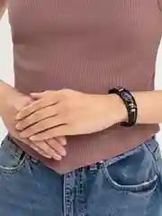 Бордовый браслет кожаный,Знаки зодиака .Ругулируемый, светящийся