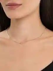Серебряный цепочка тонкая, короткая с бусиной