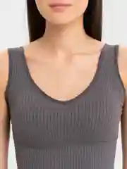 Топ серый