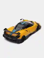 Желтый металлическая машинка Kinsmart 1:38 2016 Pagani Huayra BC с принтом KT5400DF