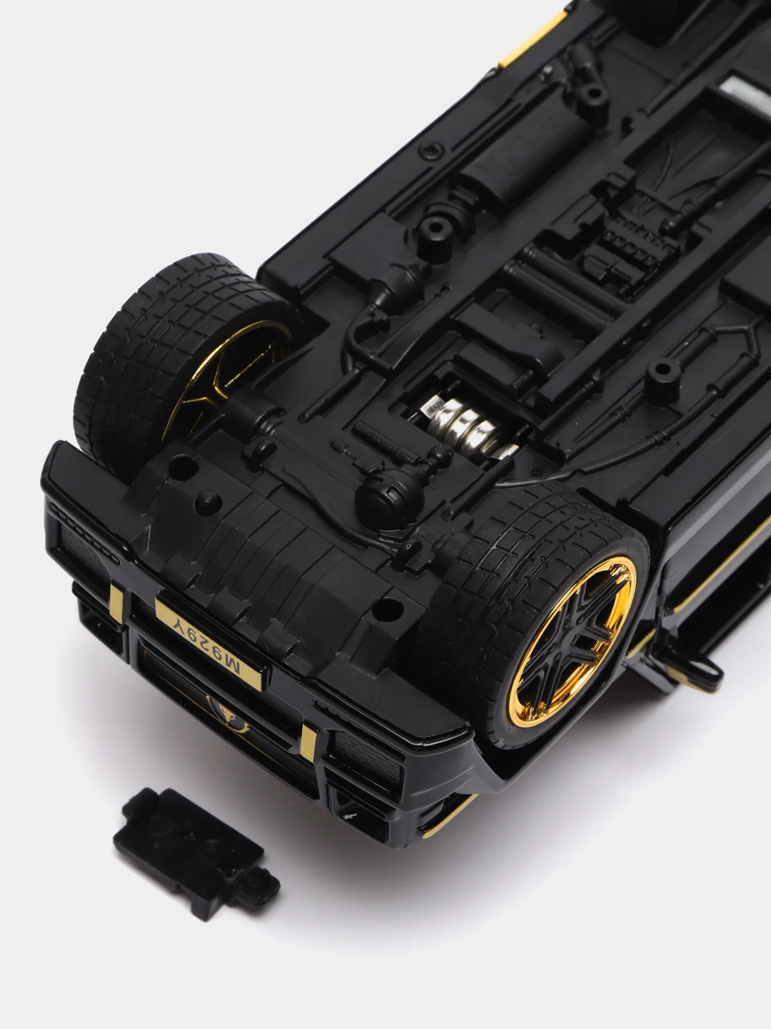 Черный машинка металлическая XLG 1:24 "Mercedes-Benz G-class Brabus" M929Y