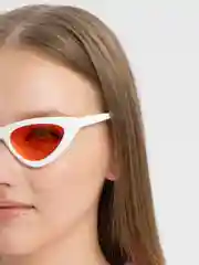 Очки солнцезащитные, имиджевые, с чехлом