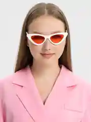 Очки солнцезащитные, имиджевые, с чехлом