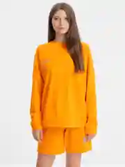 Оранжевый костюм с шортами