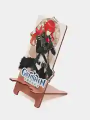 Деревянная подставка под телефон по игре "Genshin Impact", Дилюк