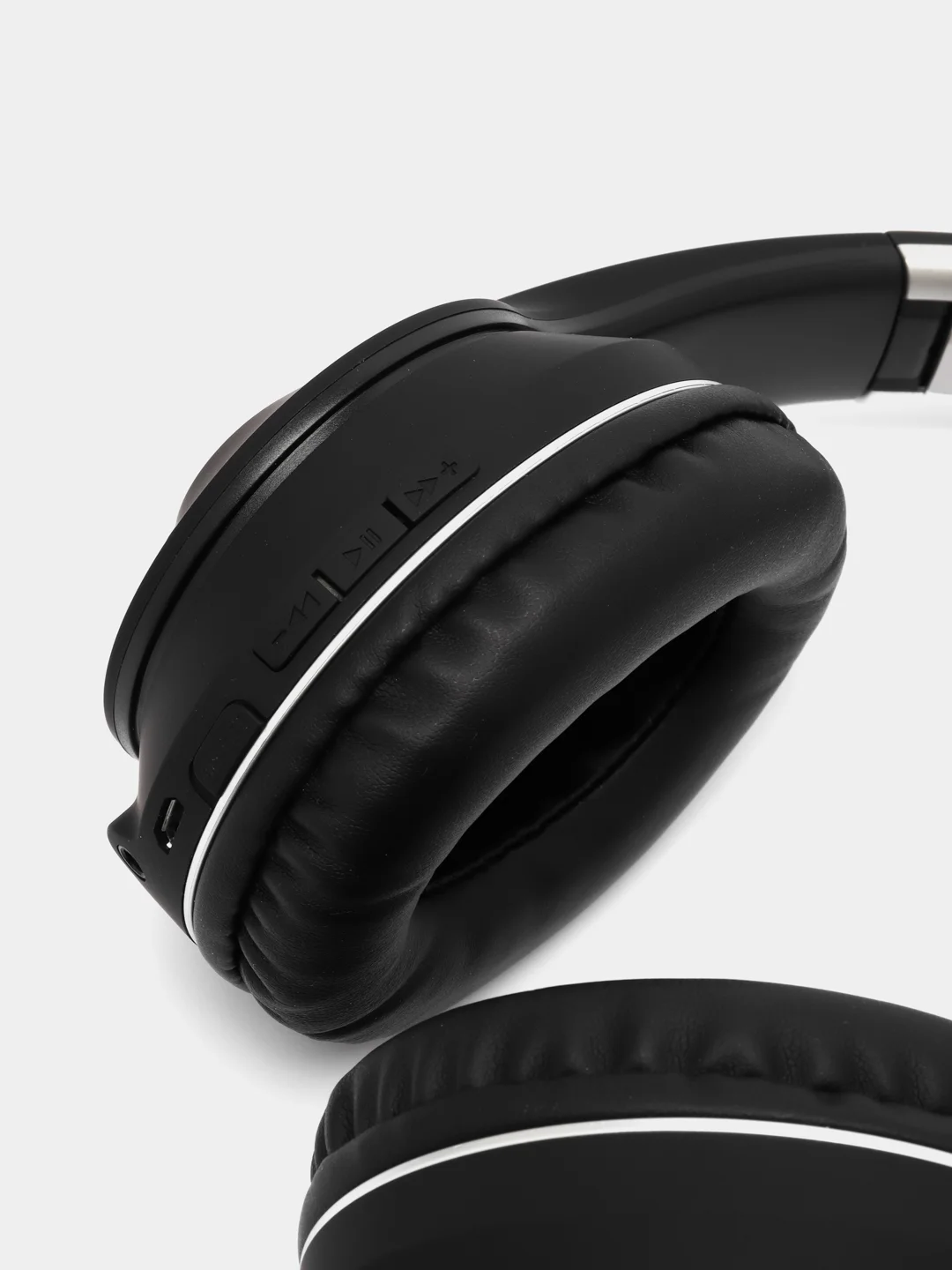 Черный беспроводные наушники Harper HB-413, Bluetooth 5.1, поддержка проводного подключения