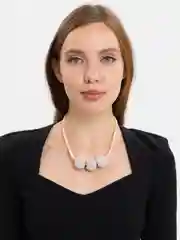 Белый подвеска на шею