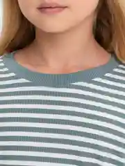 Оливковый костюм для девочки: брюки и лонгслив