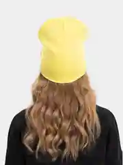 Желтый шапка двойная