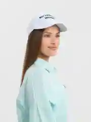 Белый бейсболка женская, с надписью
