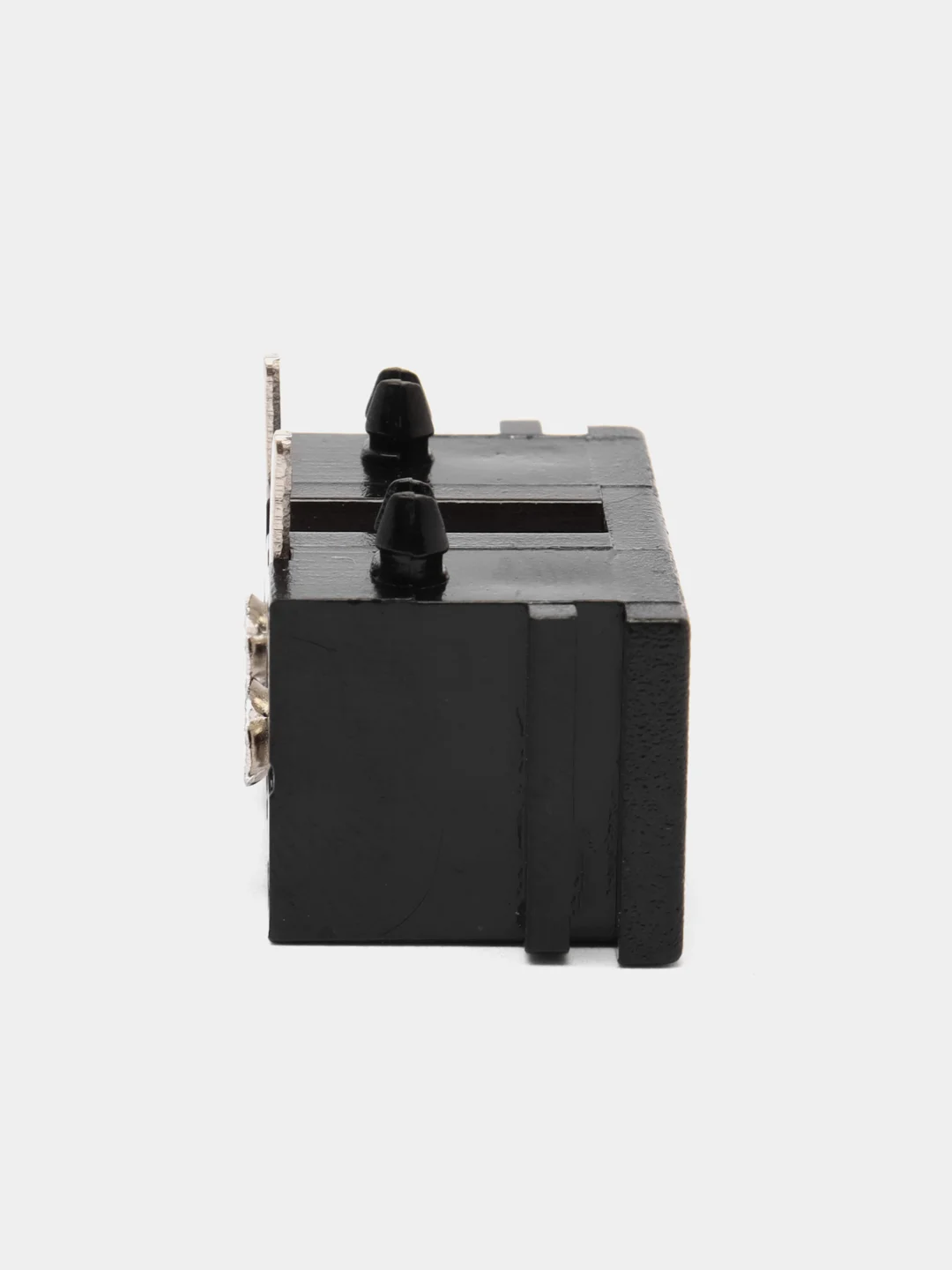 Гнездо на корпус IEC320 C8 восьмерка LZ-8-4P8