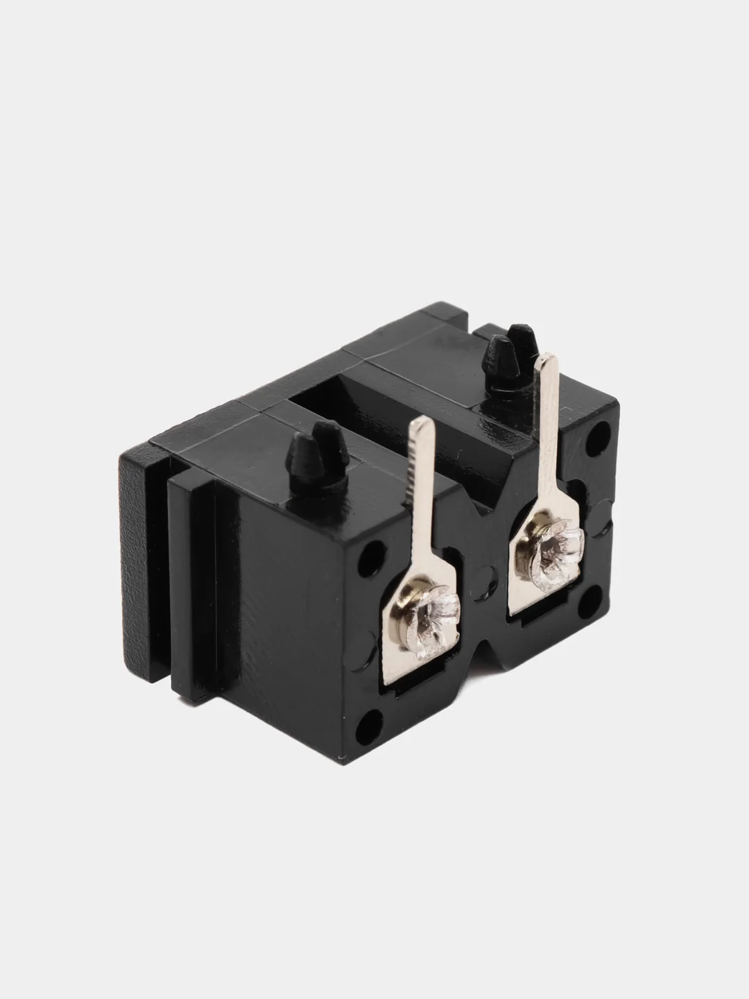 Гнездо на корпус IEC320 C8 восьмерка LZ-8-4P8