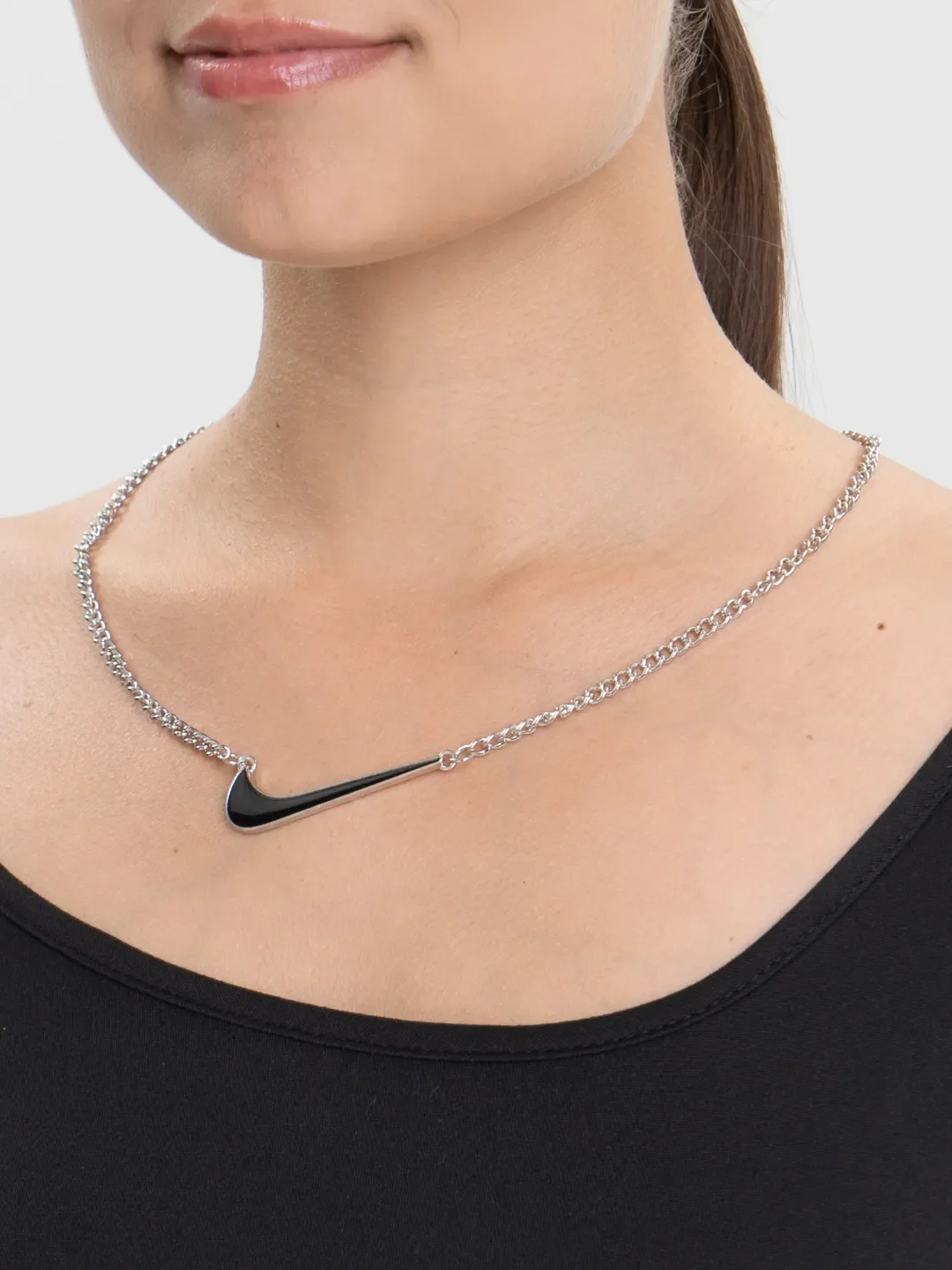 Серебряный цепочка с логотипом "Найк", "Nike", на Новый Год