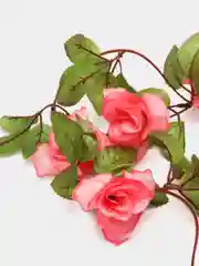 Розовый лиана с цветами и листьями искусственные. Для интерьера