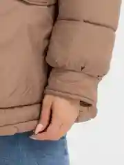 Молочный куртка женская, демисезонная