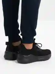 Черный кроссовки мужские