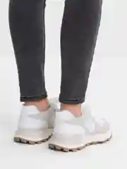 Белый женские кроссовки