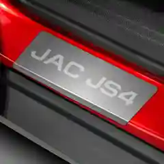 Накладки на пороги AutoMax для JAC JS4 2022-н.в., нерж. сталь, с надписью, 4 шт, AMJAJS401