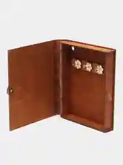 Ключница настенная деревянная