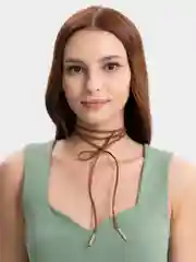 Коричневый ожерелье для шеи