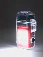 Красный зажигалка, зажигалка электрическая с фонариком
