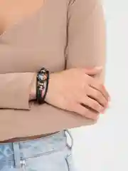 Коралловый браслет кожаный,Знаки зодиака .Ругулируемый, светящийся