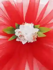 Красный банты новогодние