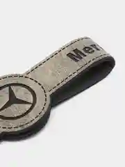 Серый брелок ремешок для ключей с маркой авто Мерседес (Mercedes)