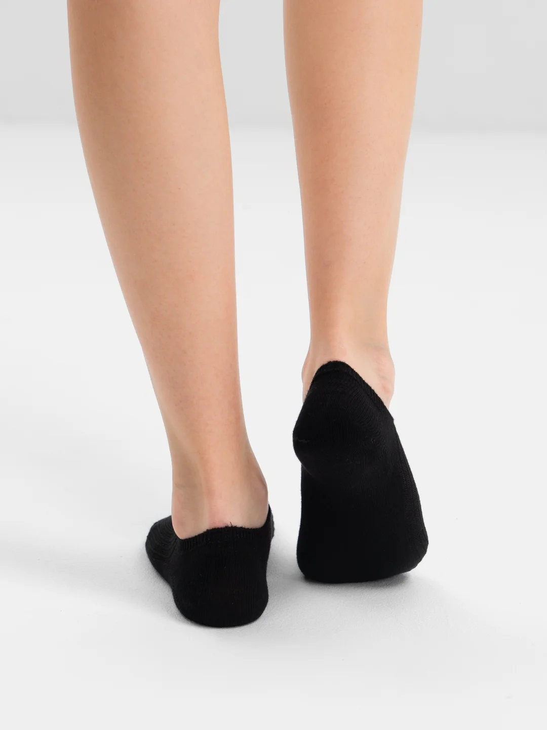 Черный носки женские короткие с силиконовой вставкой POOPSOCKS, цветные