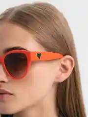 Красный солнцезащитные очки с сердцем