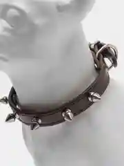 Тёмно-коричневый ошейник с шипами для собак кошек
