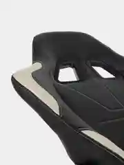 Белый компьютерное игровое геймерское кресло Zombie VIKING 5 AERO