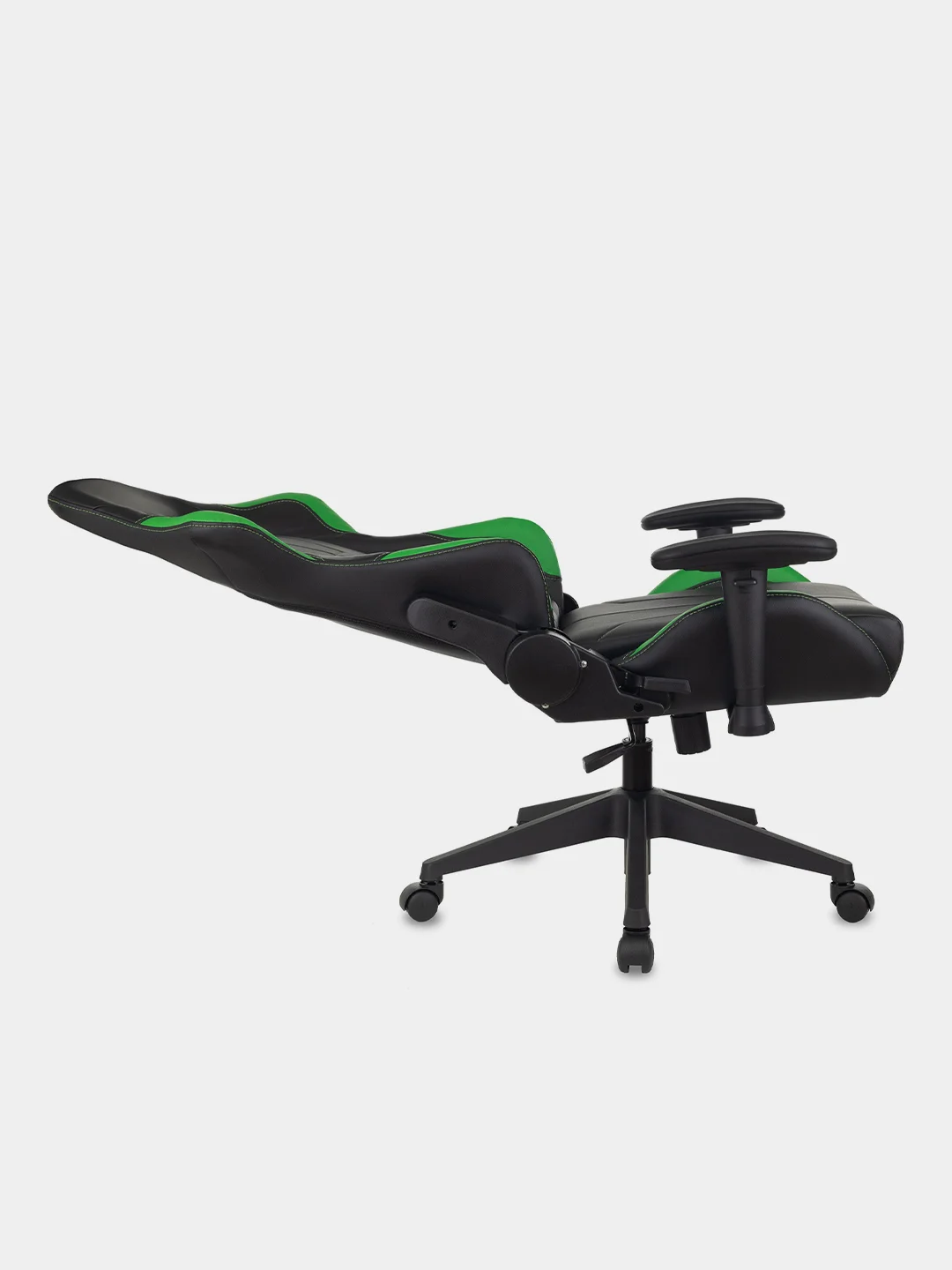 Белый компьютерное игровое геймерское кресло Zombie VIKING 5 AERO
