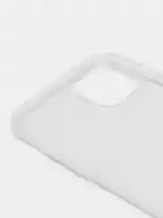 Прозрачный чехол на iPhone