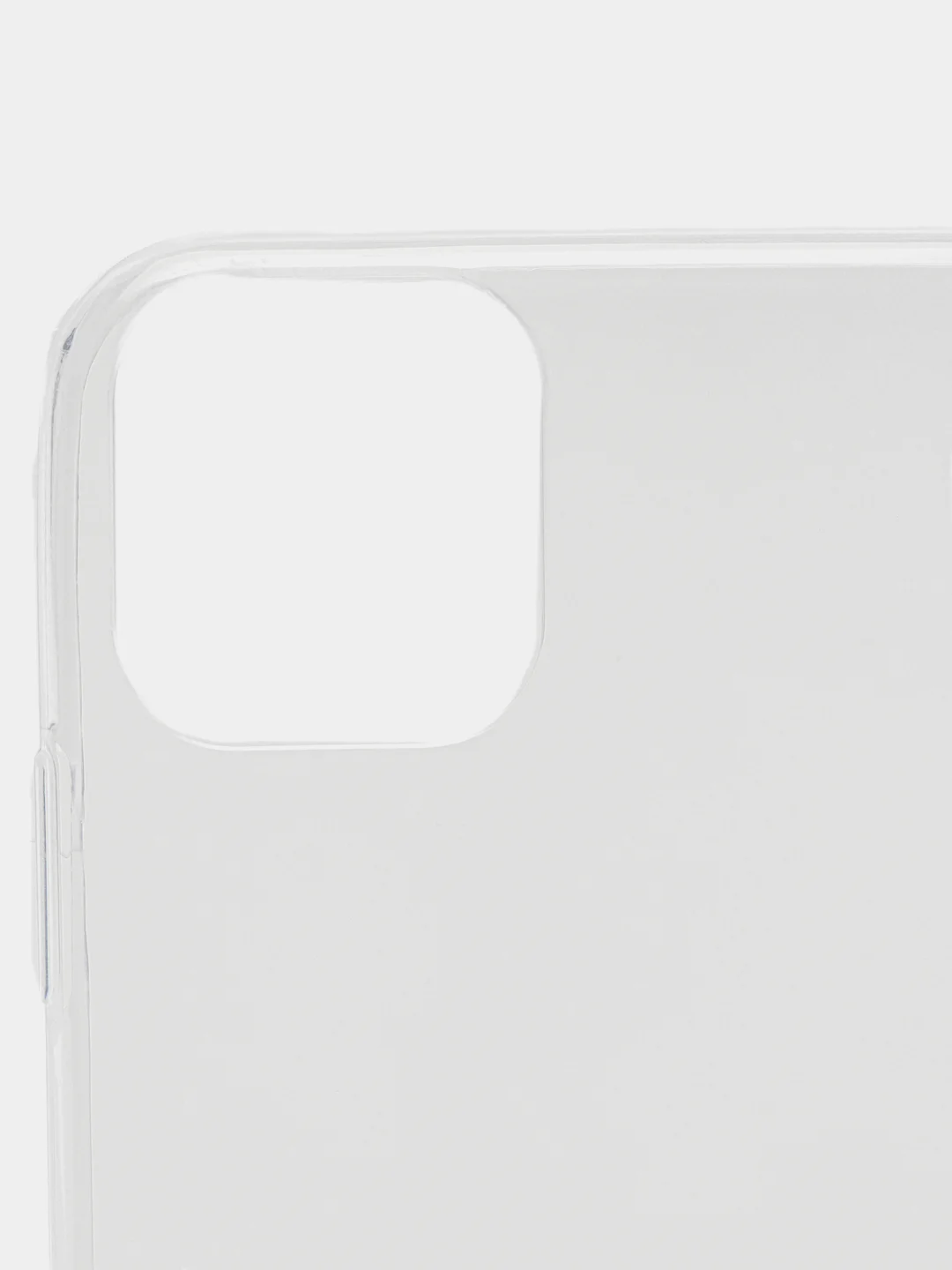 Прозрачный чехол на iPhone