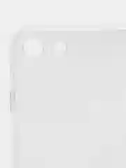 Прозрачный чехол на iPhone