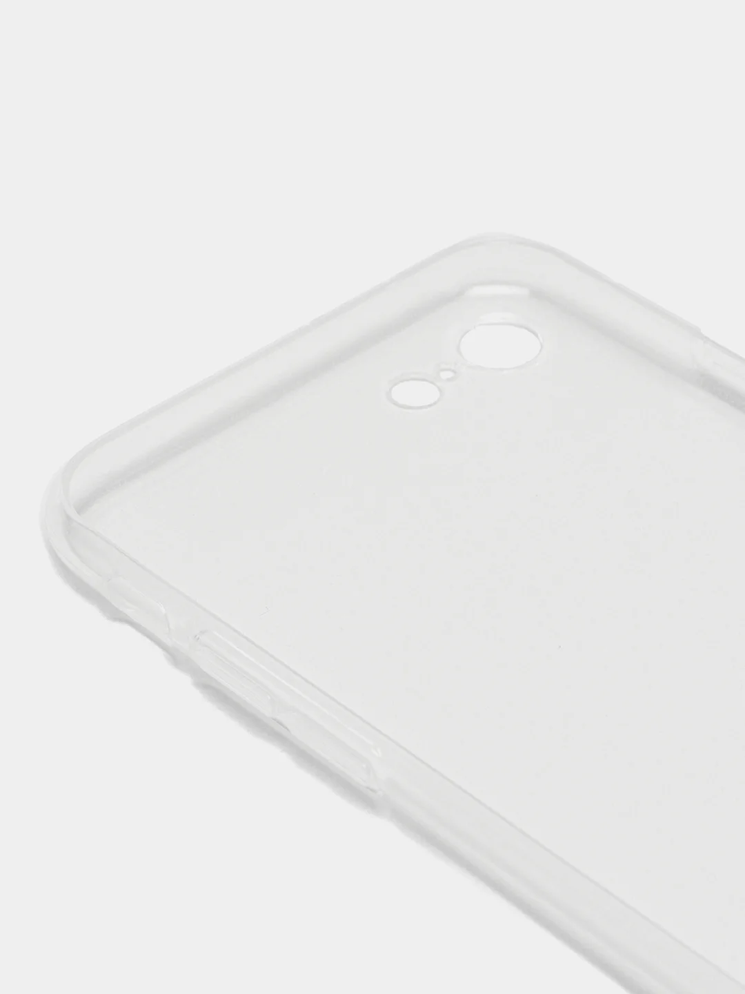 Прозрачный чехол на iPhone