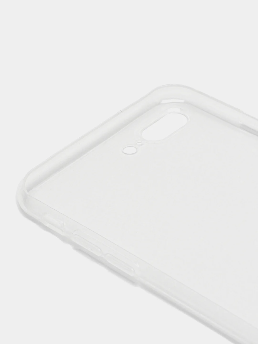 Прозрачный чехол на iPhone