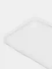 Прозрачный чехол на iPhone