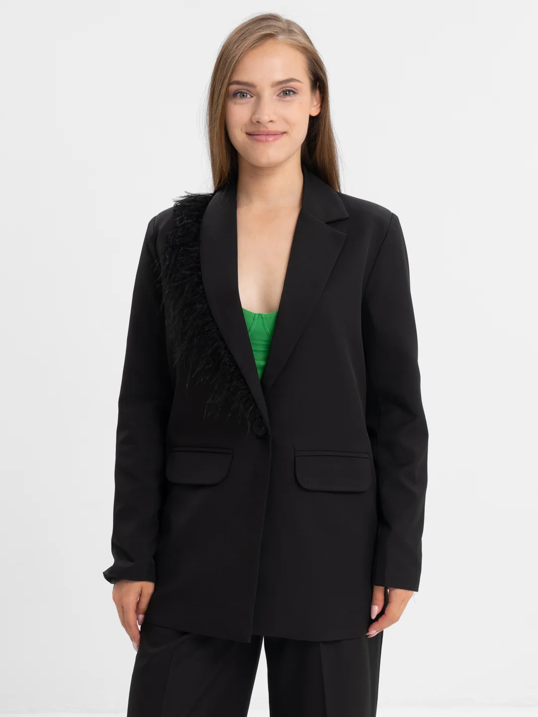 Черный костюм SK BRAND, классический, с перьями, женский