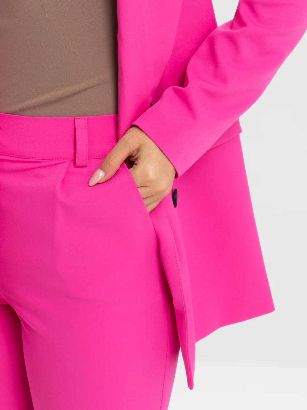 Розовый костюм классический деловой женский Blazer