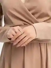 Белый кольцо на Новый Год с кристаллами