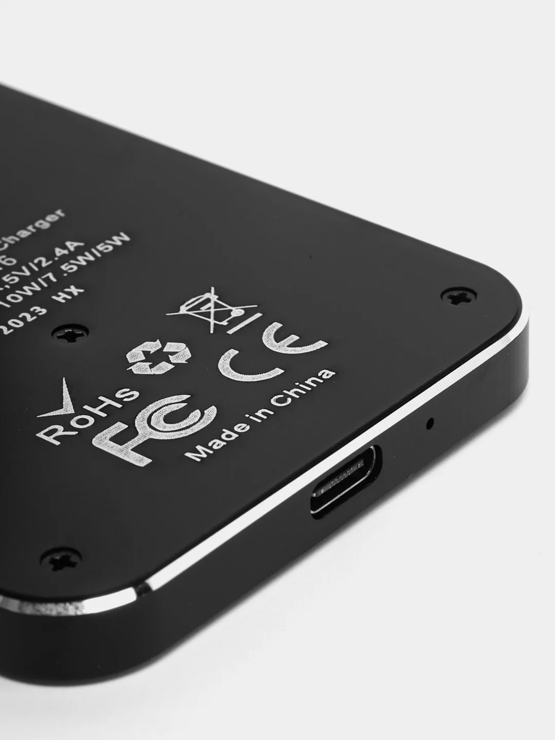 Черный magsafe (магнитный) держатель для iPhone в машину, беспроводная зарядка 15W