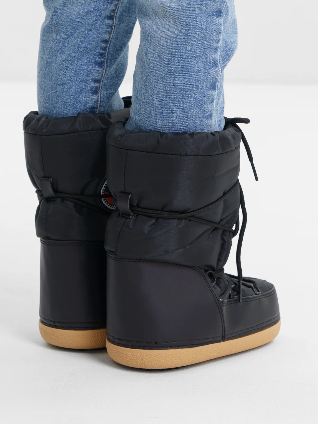 Белый сапоги SNOWBOOTS NG-0011